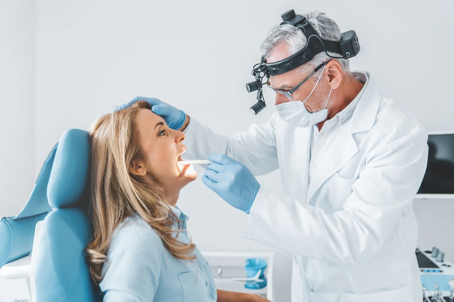 Identifying mouth ulcer cause