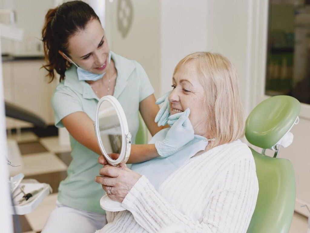 Dentist creating a personalized oral cancer treatment plan for a patient in Patna